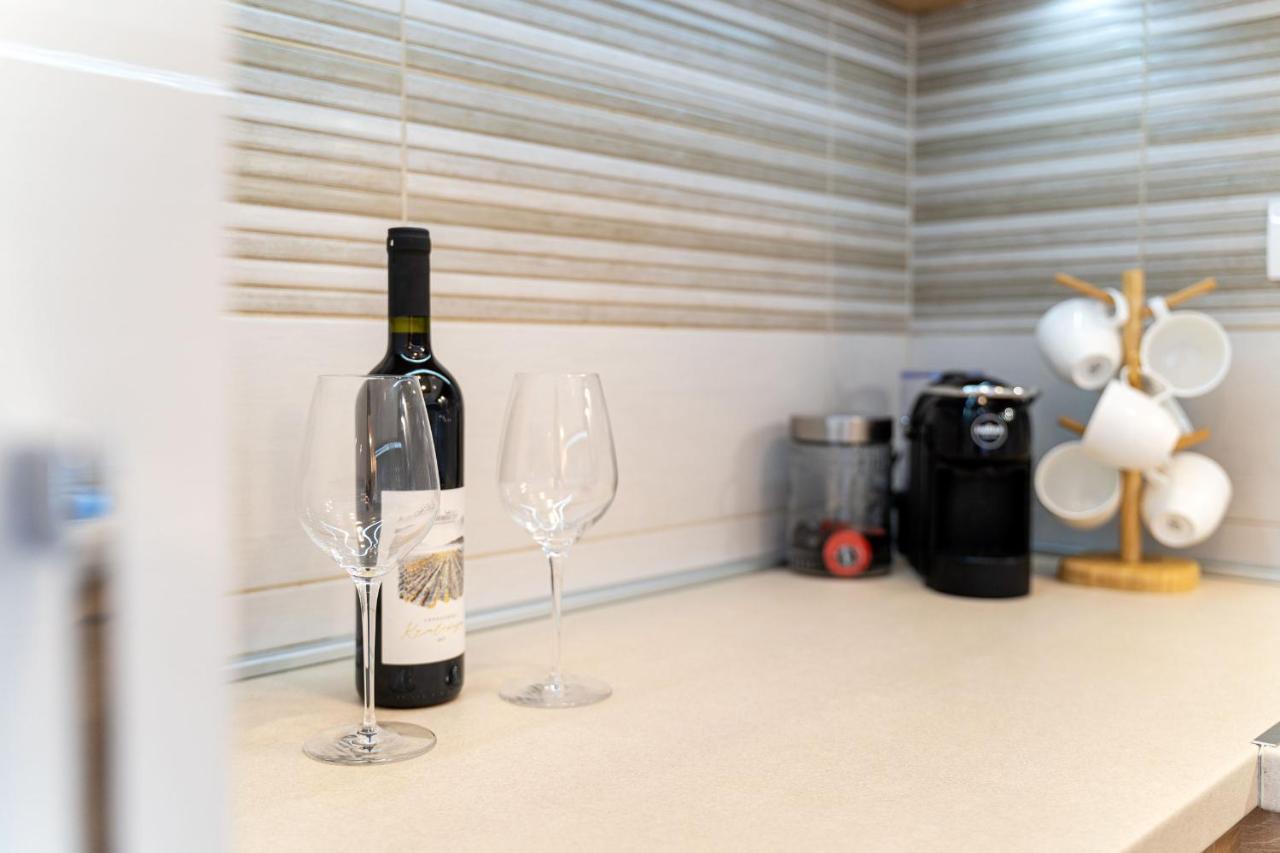 Boka View Luxury Suite - With Free Garage Parking كوتور المظهر الخارجي الصورة