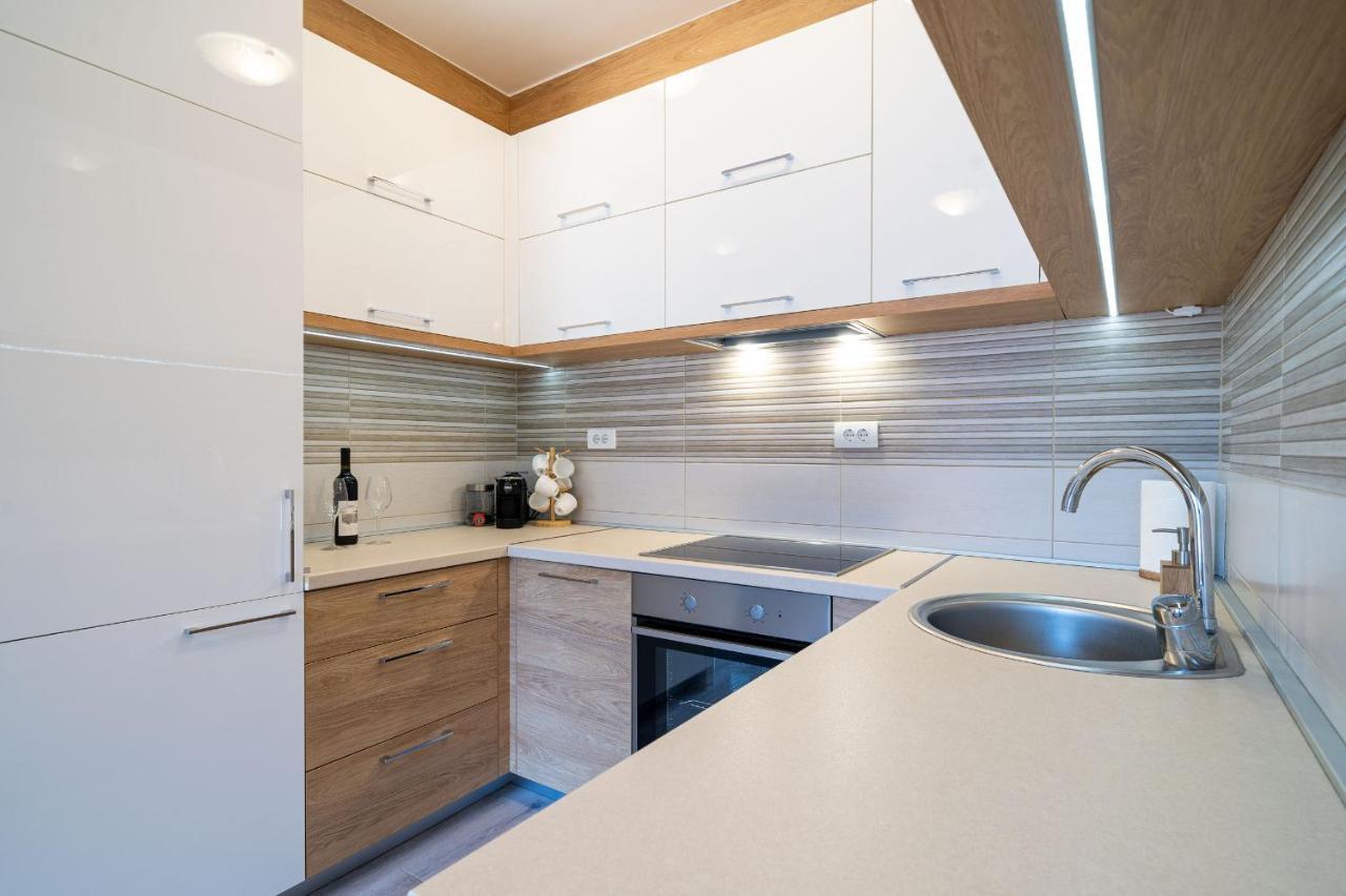 Boka View Luxury Suite - With Free Garage Parking كوتور المظهر الخارجي الصورة